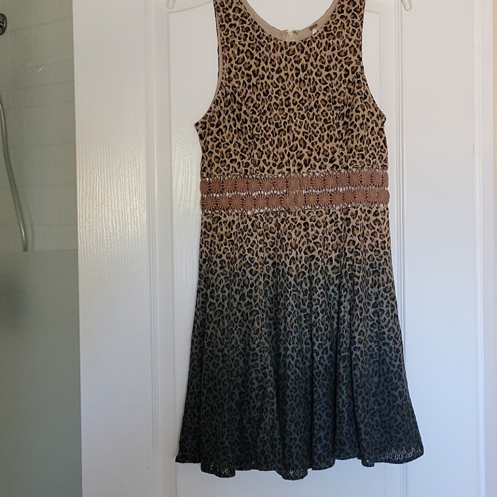 Cute 2tone Leopard print mini dress